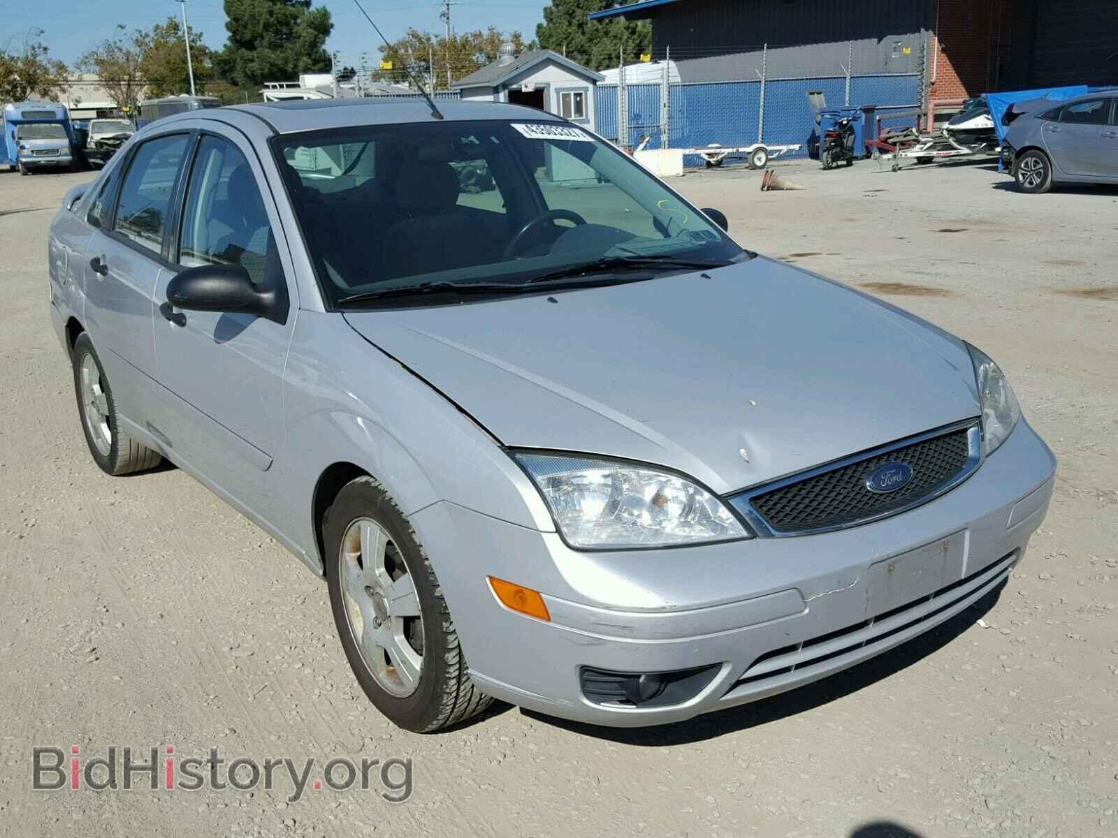 Фотография 1FAHP34N25W310084 - FORD FOCUS 2005