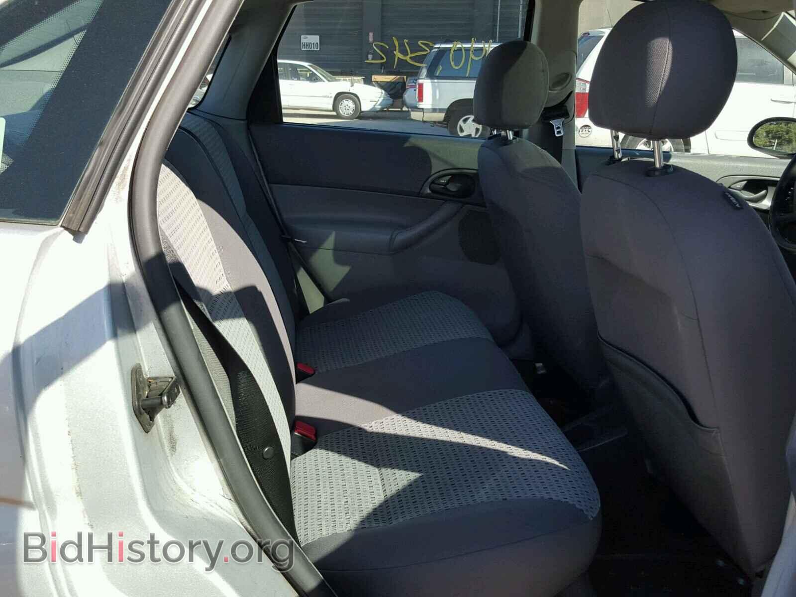 2005 FORD FOCUS - VIN: 1FAHP34N25W310084 - Фото 6