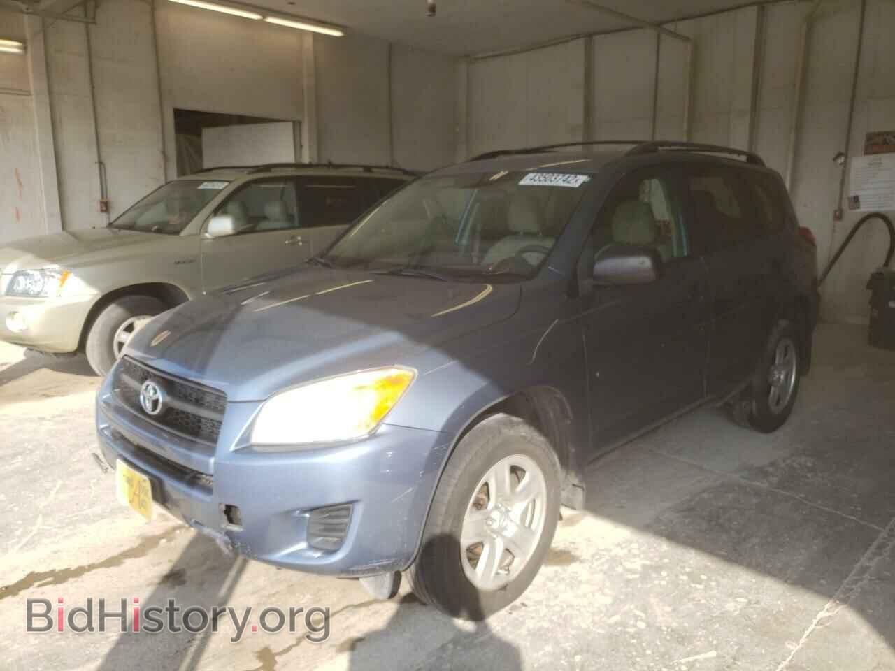 2011 TOYOTA RAV4 - VIN: 2T3BF4DV4BW158053 - Фото 2