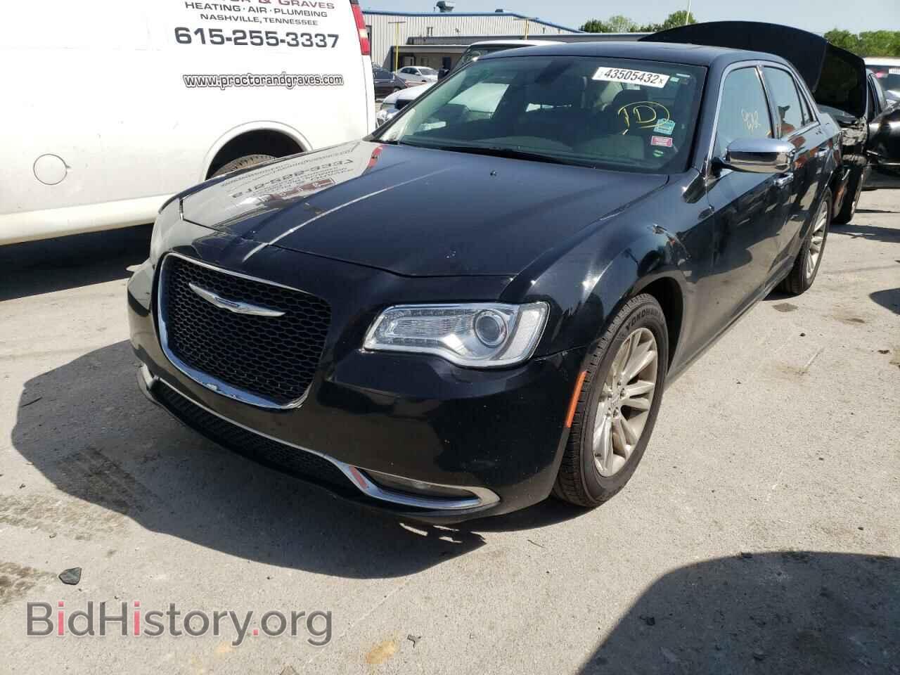 2017 CHRYSLER 300 - VIN: 2C3CCAEG0HH540492 - Фото 2