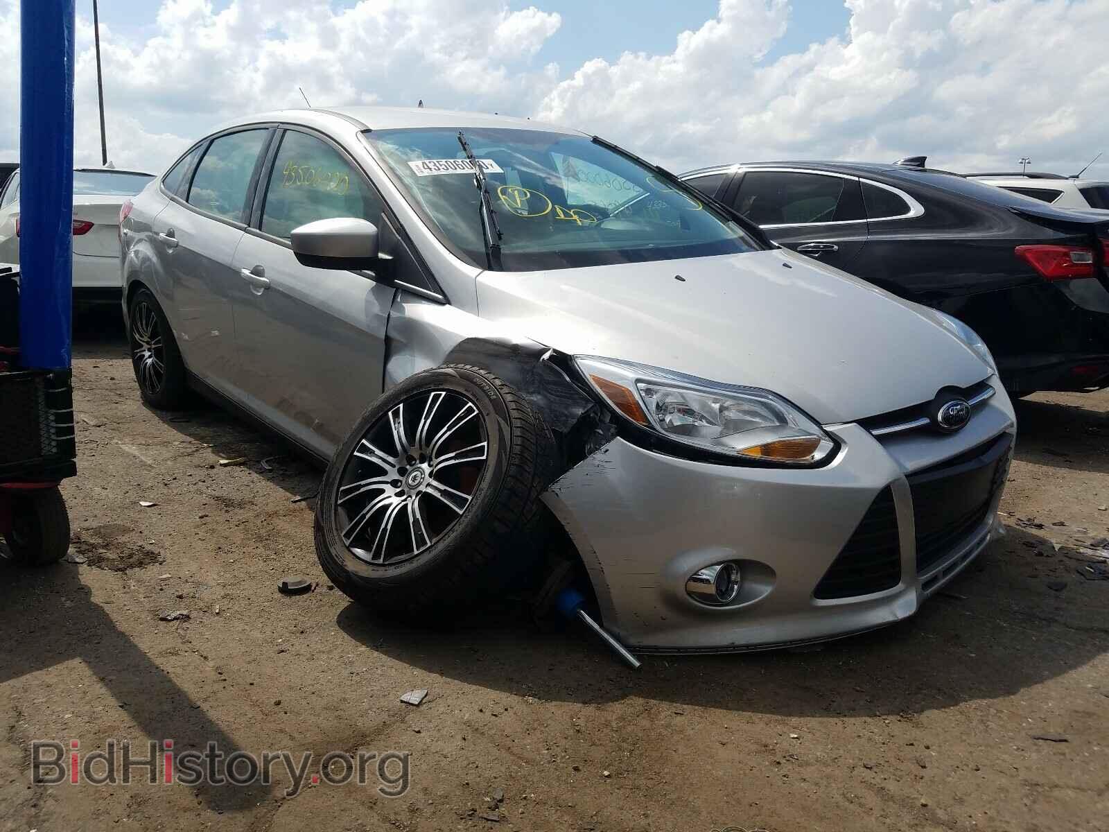 Photo 1FAHP3F2XCL428157 - FORD FOCUS 2012
