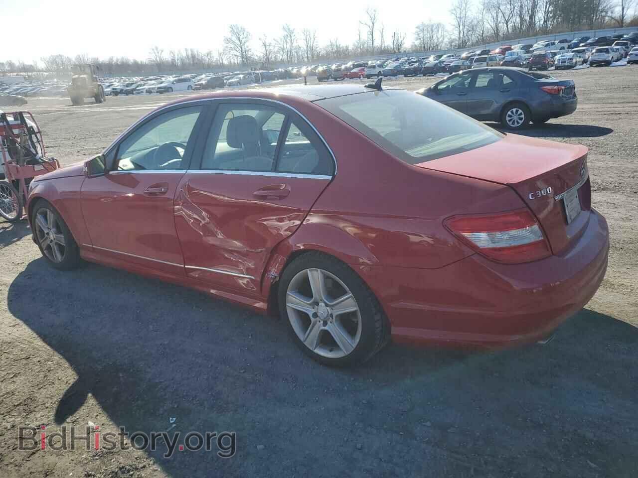 2011 MERCEDES-BENZ C-CLASS - VIN: WDDGF8BB7BF644255 - Фото 2
