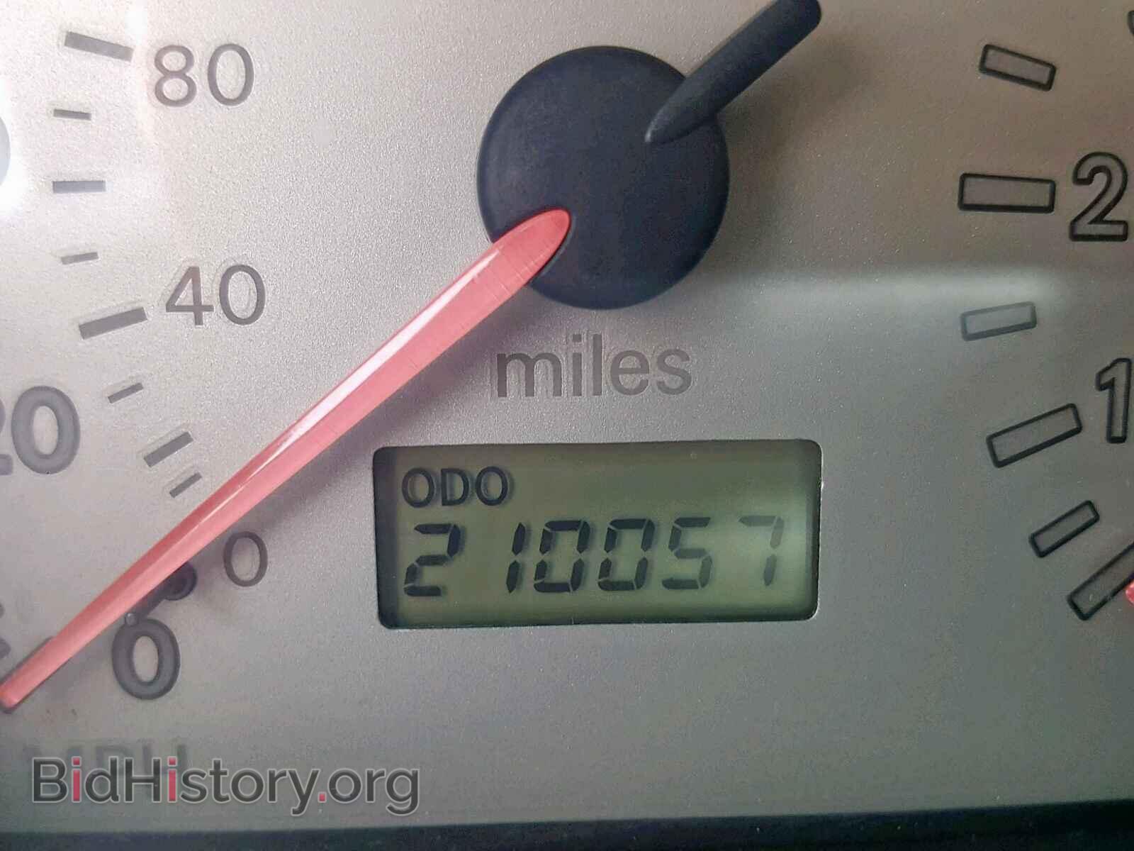 2000 MITSUBISHI ECLIPSE - VIN: 4A3AC44G0YE072435 - Photo 8