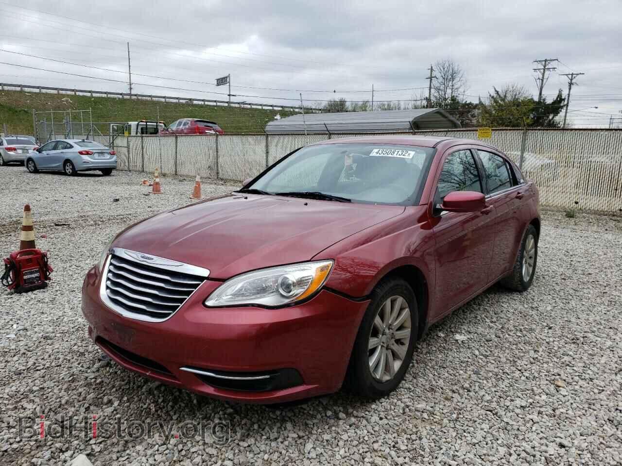 2013 CHRYSLER 200 - VIN: 1C3CCBBB1DN570987 - Фото 2
