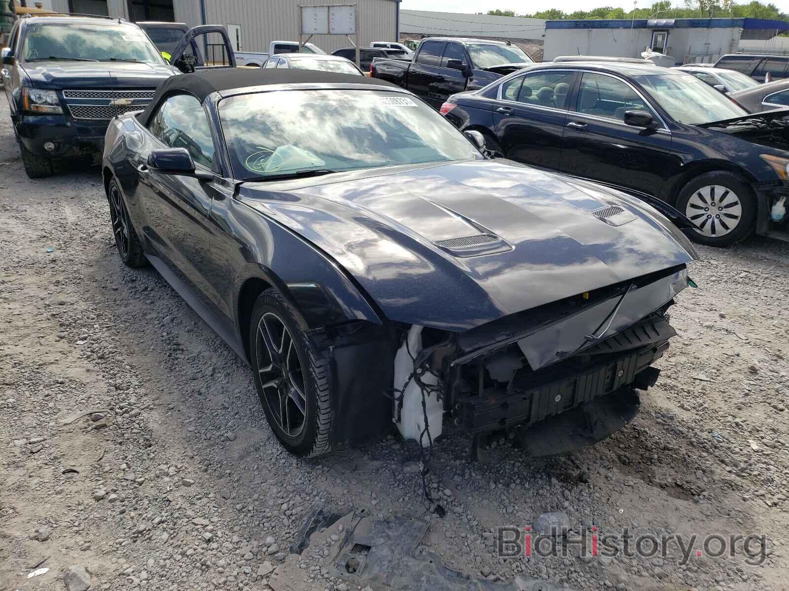 Photo 1FATP8UH1J5136154 - FORD MUSTANG 2018