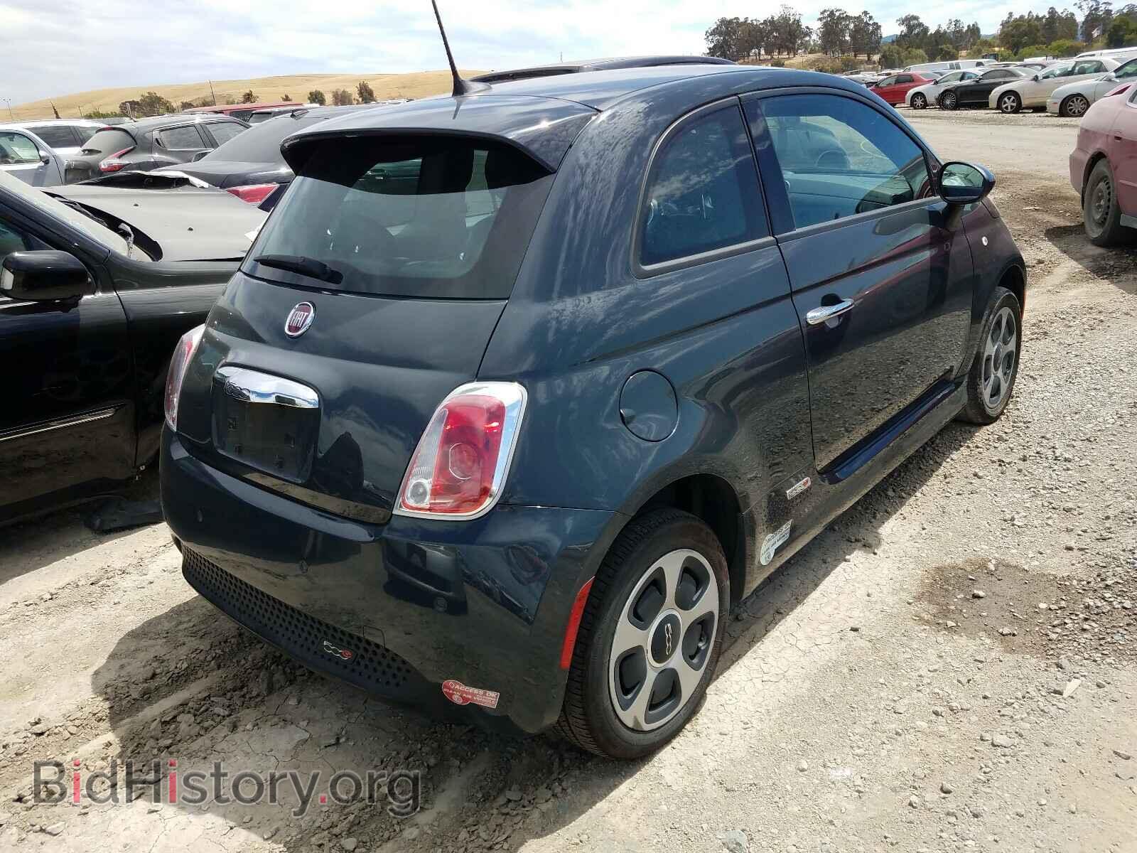 2017 FIAT 500 - VIN: 3C3CFFGE2HT575753 - Фото 4