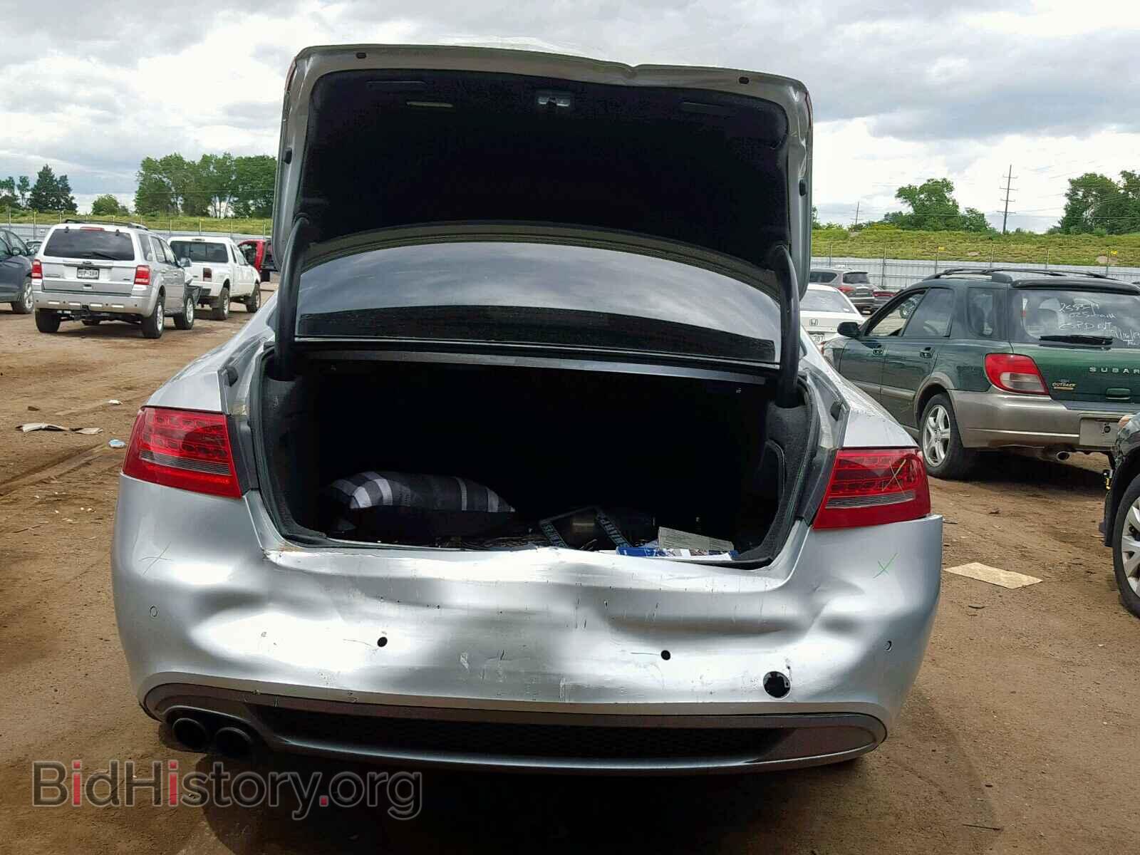 2011 AUDI A5 - VIN: WAUWFAFR5BA004284 - Фото 9