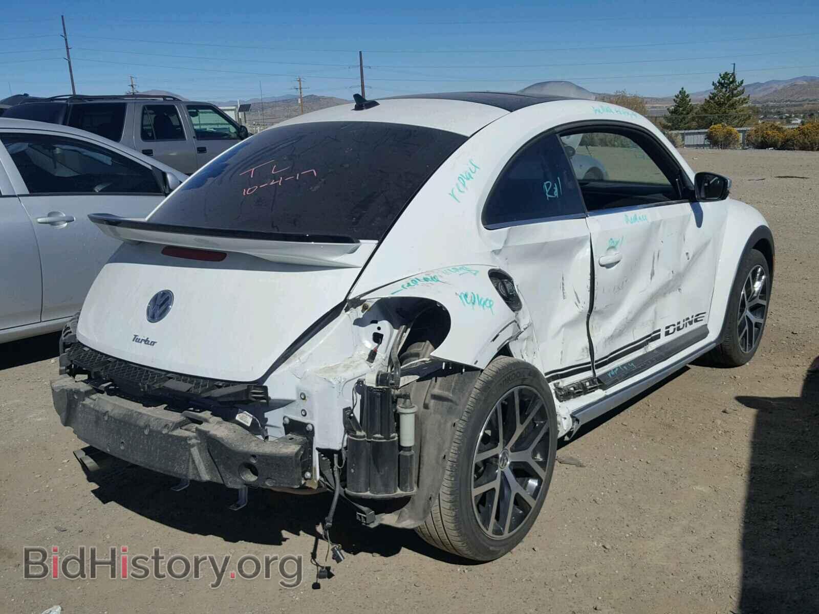 2017 VOLKSWAGEN BEETLE - VIN: 3VWS17AT8HM617983 - Фото 4