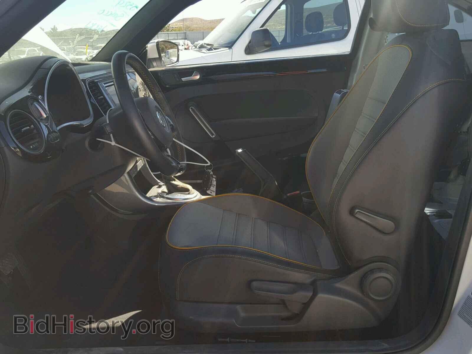2017 VOLKSWAGEN BEETLE - VIN: 3VWS17AT8HM617983 - Фото 5