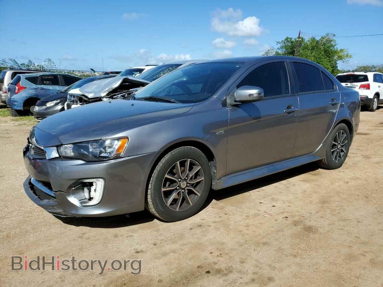 Photo JA32U2FU1HU013488 - MITSUBISHI LANCER 2017