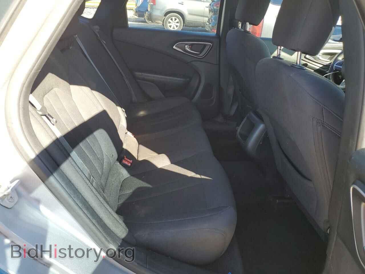 2015 CHRYSLER 200 - VIN: 1C3CCCAB1FN594412 - Фото 10