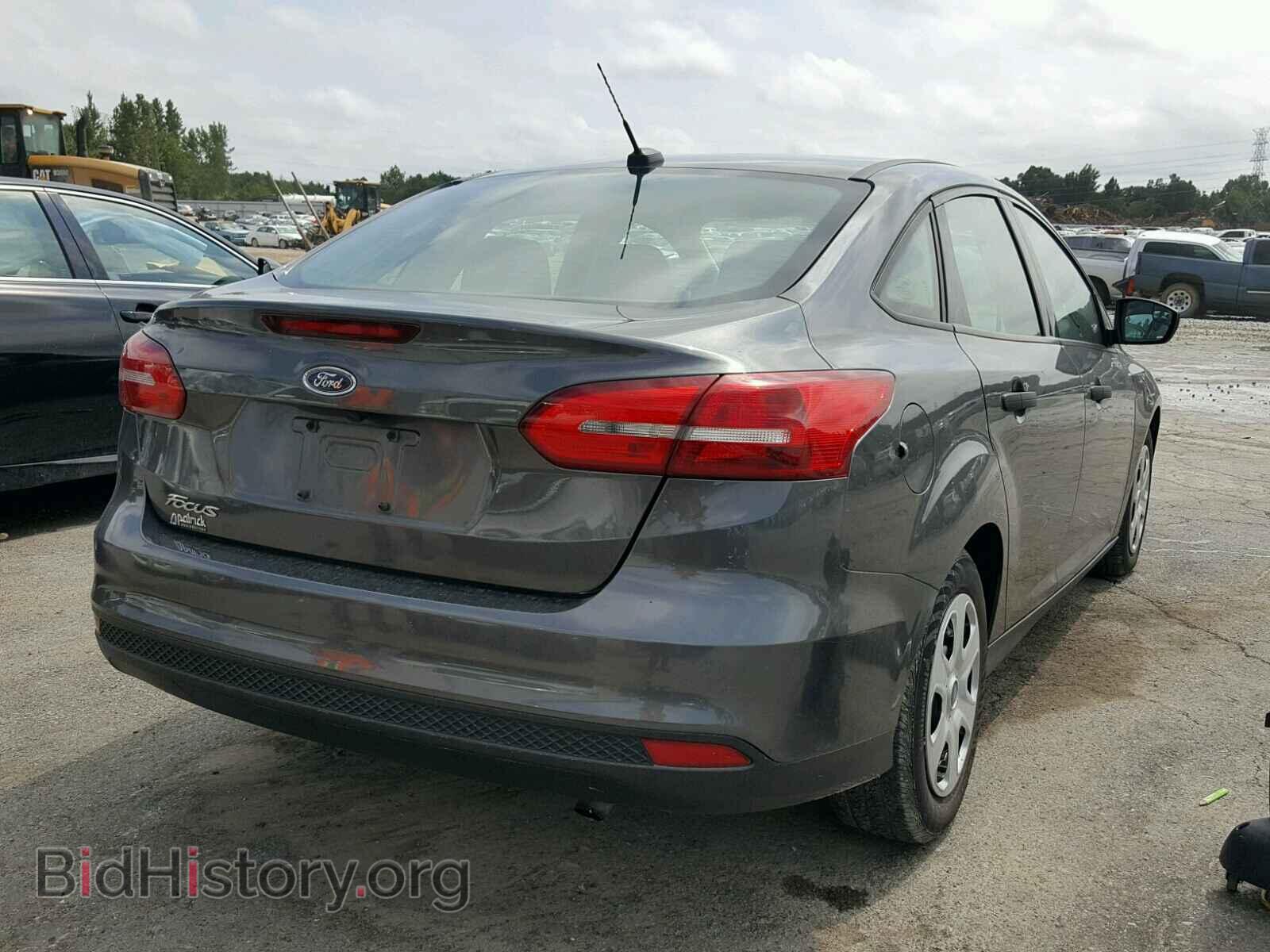 2017 FORD FOCUS - VIN: 1FADP3E22HL295174 - Photo 4