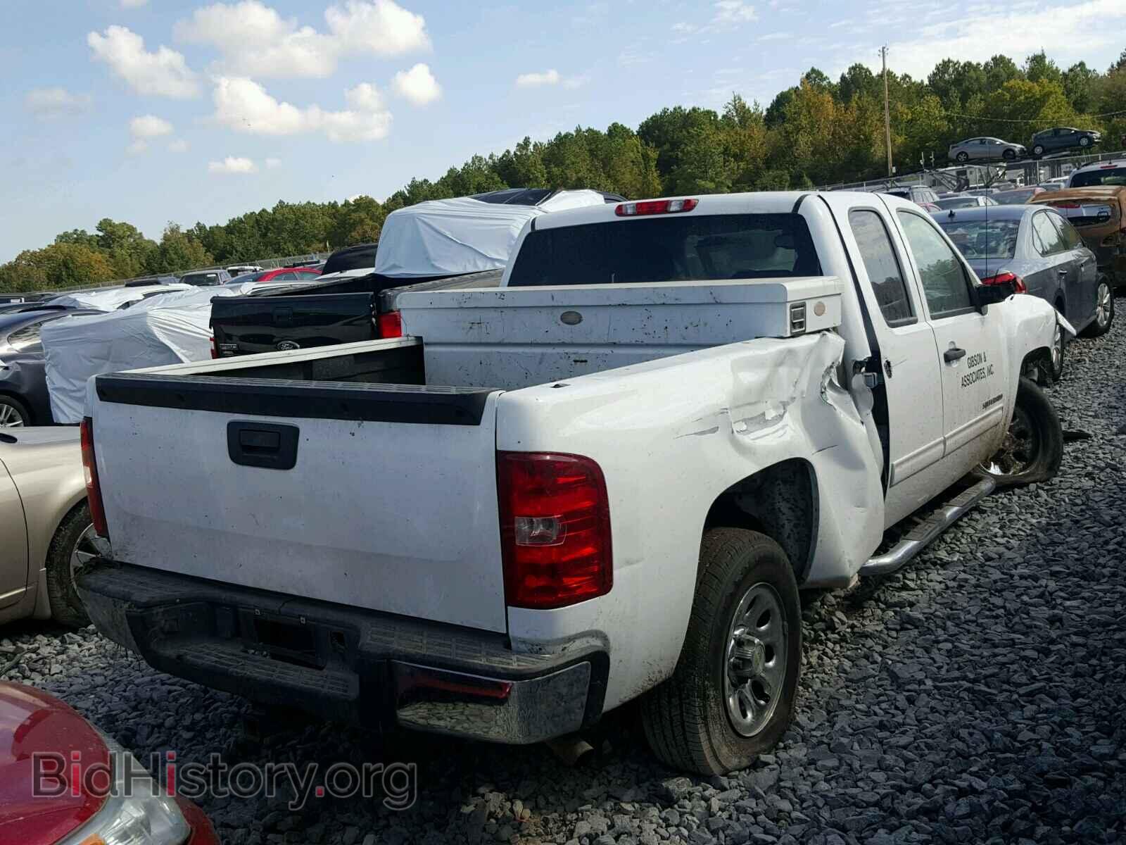 2011 CHEVROLET SILVERADO - VIN: 1GCRCREA5BZ250143 - Фото 4