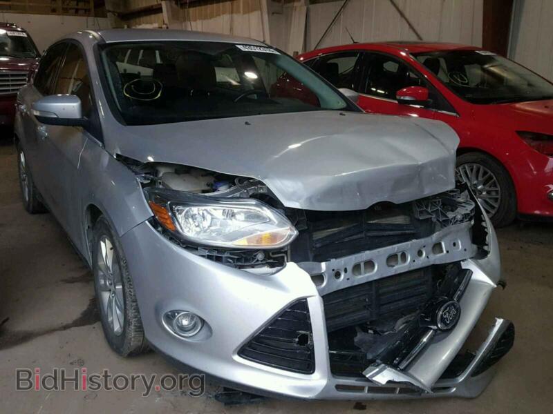 2012 Ford FOCUS Focus SEL (VIN 1FAHP3H24CL376120) — фото 1 из 10, Copart, повреждение: передняя часть