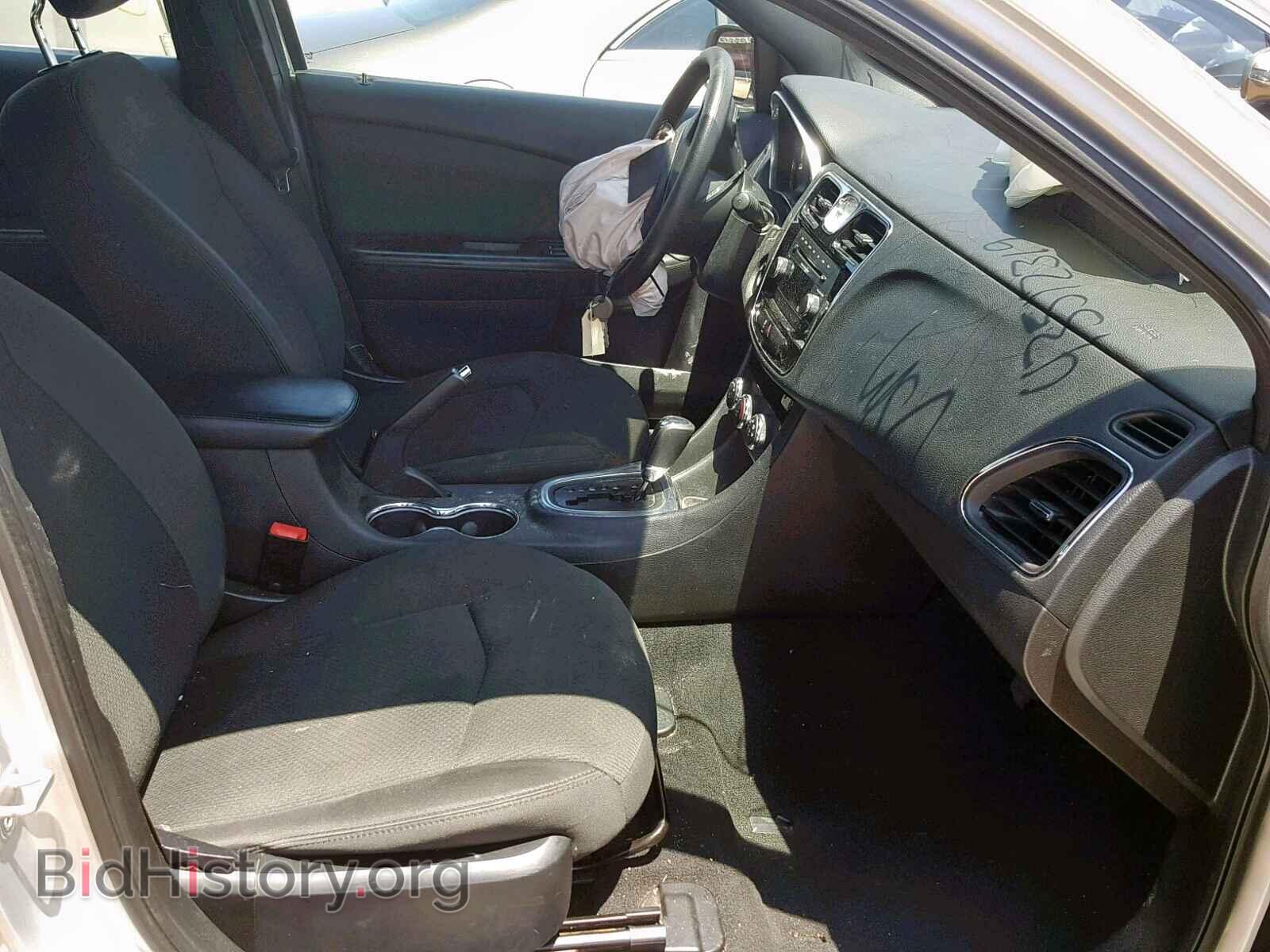 2012 CHRYSLER 200 - VIN: 1C3CCBAB8CN149364 - Фото 5