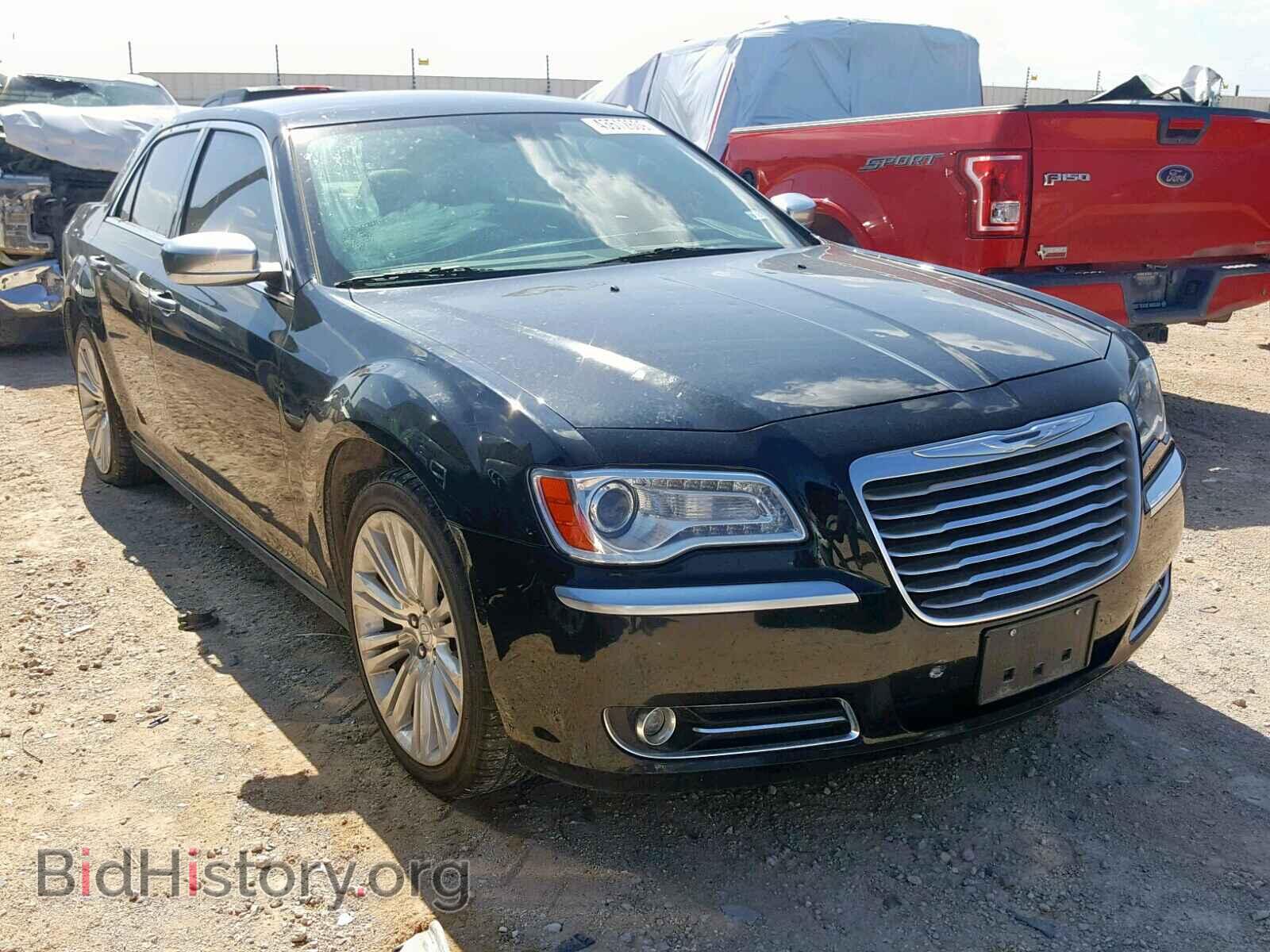 Фотография 2C3CCACG9CH274370 - CHRYSLER 300 2012