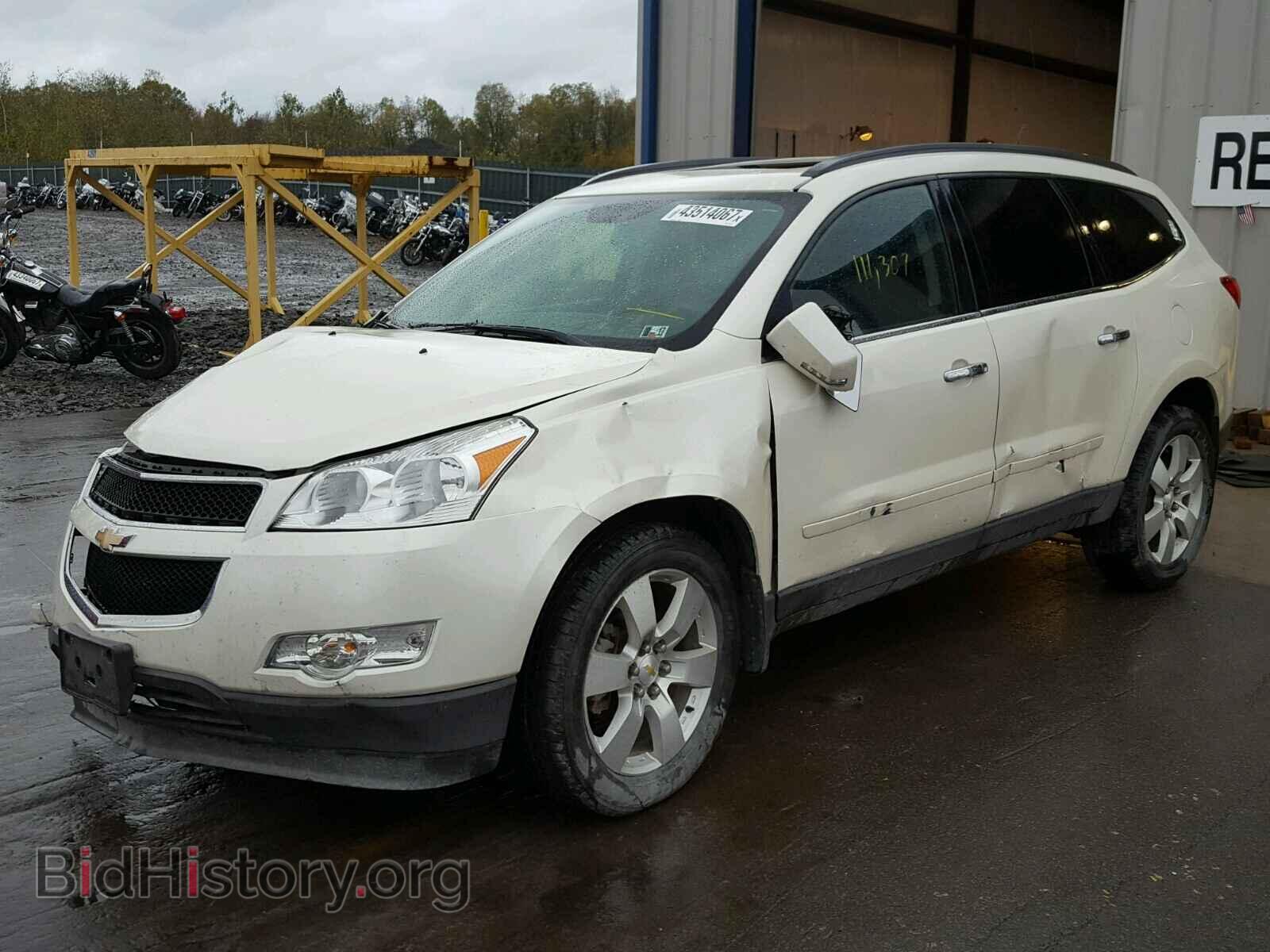 2012 CHEVROLET TRAVERSE - VIN: 1GNKVGED3CJ326427 - Фото 2