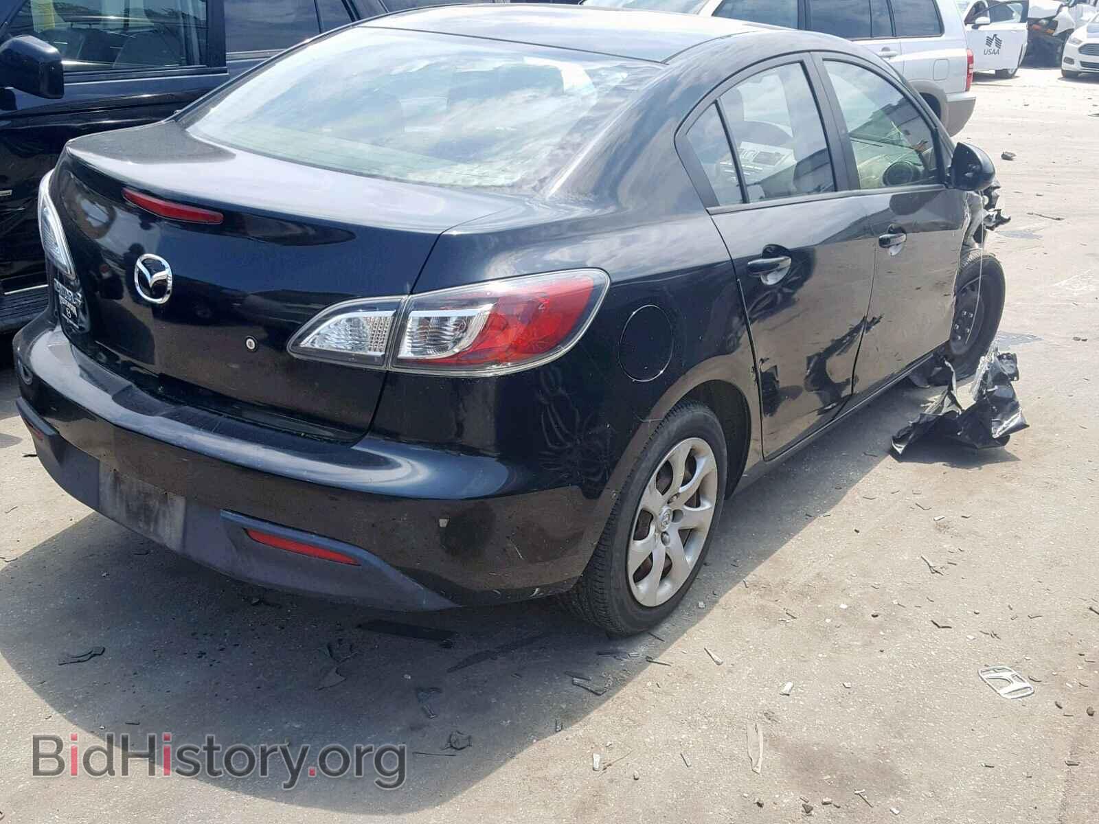 2011 MAZDA 3 - VIN: JM1BL1UG1B1498137 - Photo 4