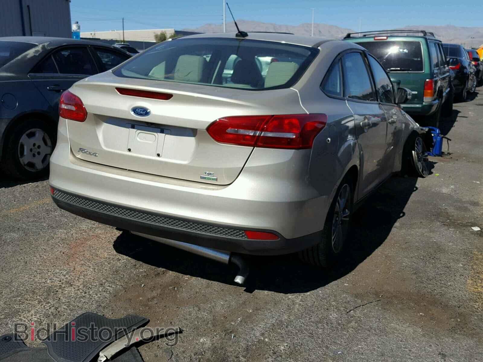 2017 FORD FOCUS - VIN: 1FADP3FEXHL284920 - Photo 4