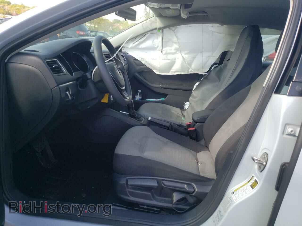 2017 VOLKSWAGEN JETTA - VIN: 3VW2B7AJ2HM402420 - Фото 5
