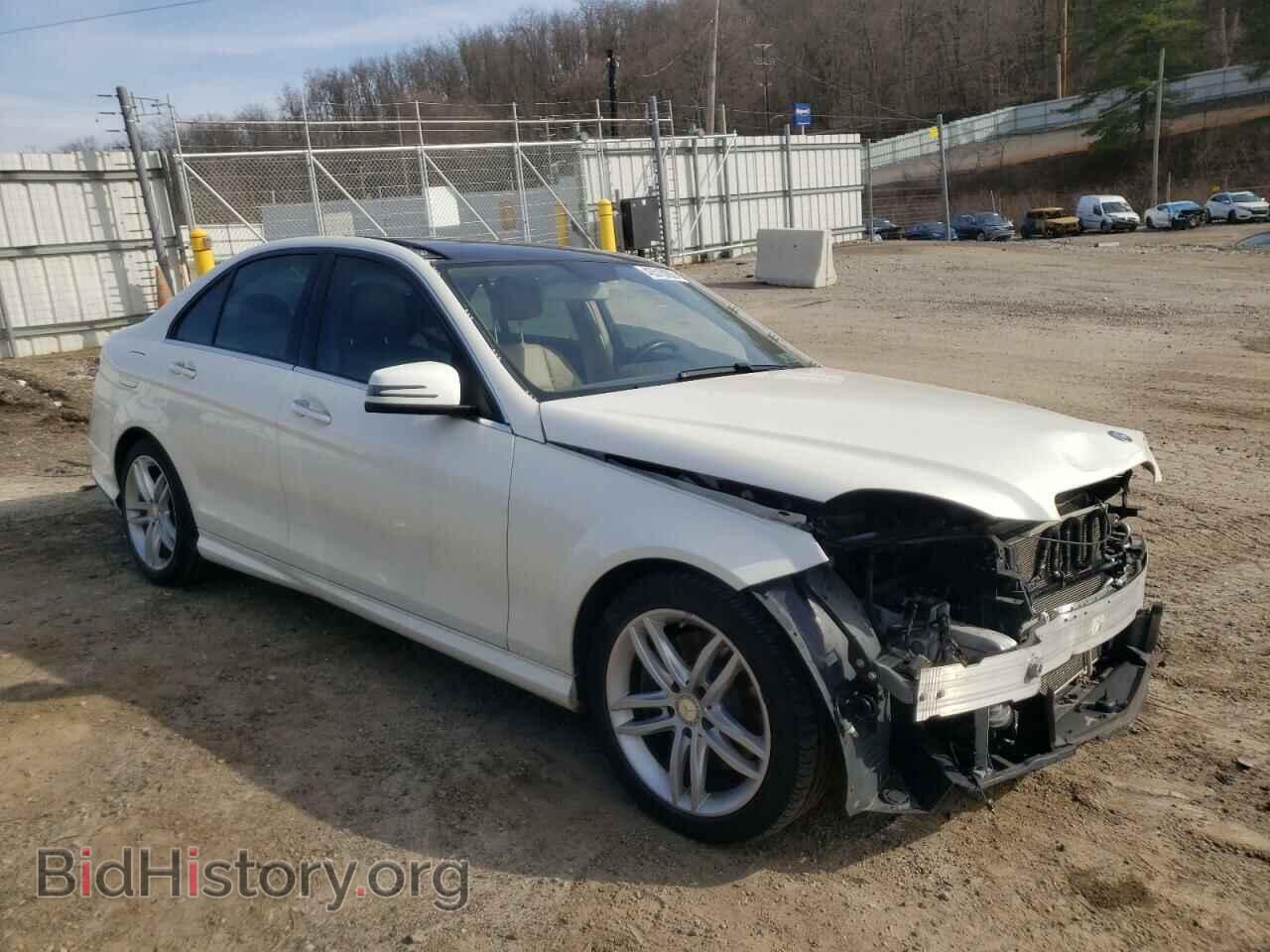 2013 MERCEDES-BENZ C-CLASS - VIN: WDDGF8AB6DA837059 - Фото 4