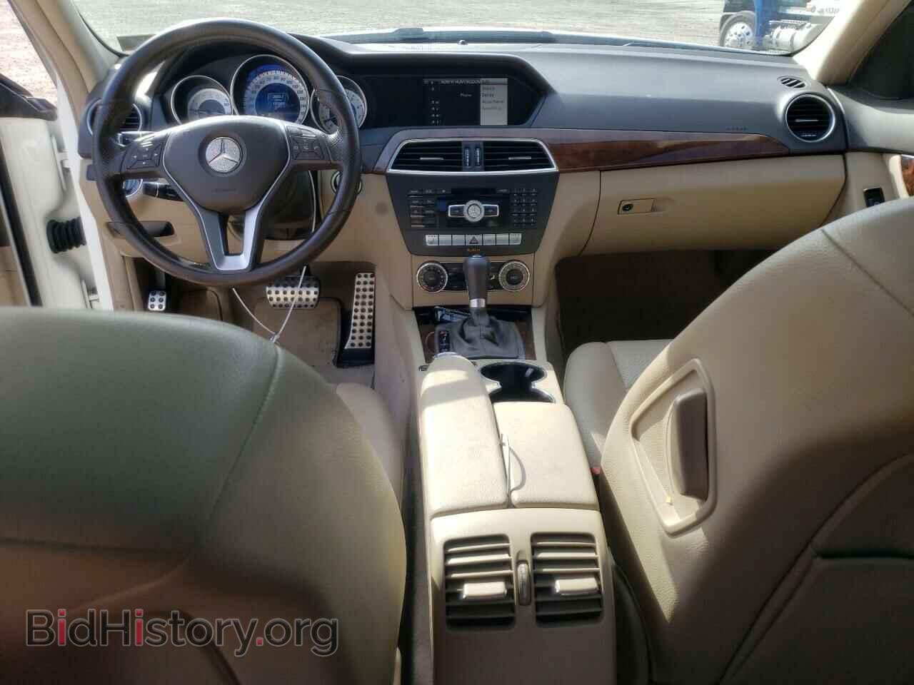 2013 MERCEDES-BENZ C-CLASS - VIN: WDDGF8AB6DA837059 - Фото 8