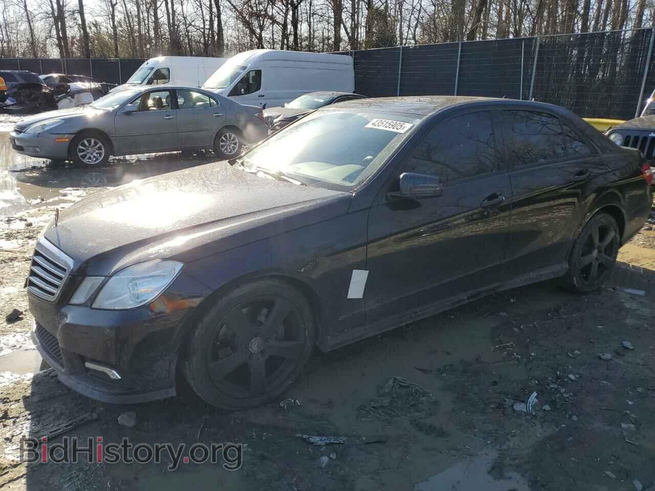 Photo WDDHF8HB5BA457749 - MERCEDES-BENZ E-CLASS 2011