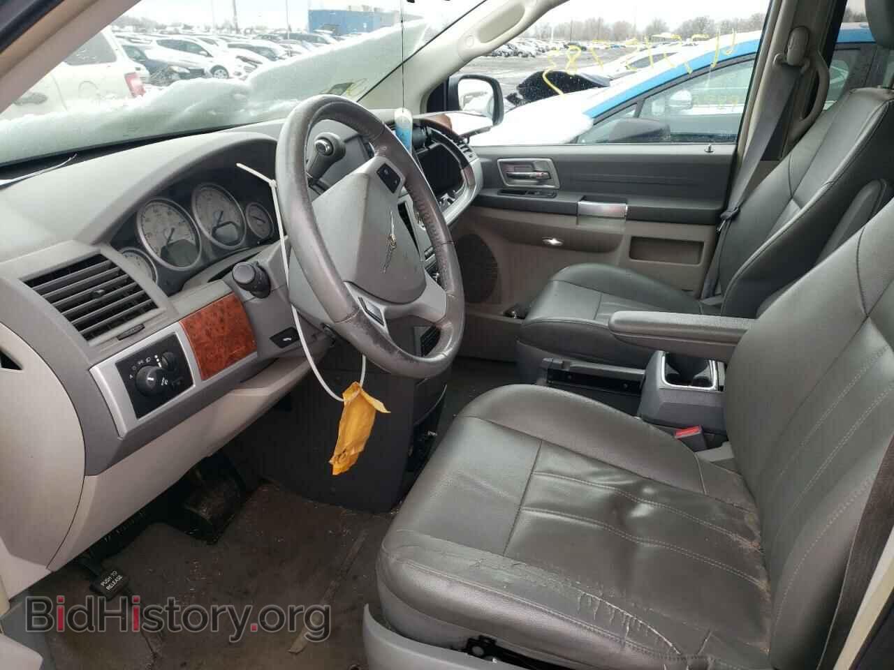 2008 CHRYSLER MINIVAN - VIN: 2A8HR54PX8R823106 - Фото 7
