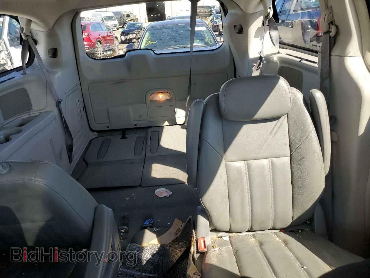 2008 CHRYSLER MINIVAN - VIN: 2A8HR54PX8R823106 - Фото 10