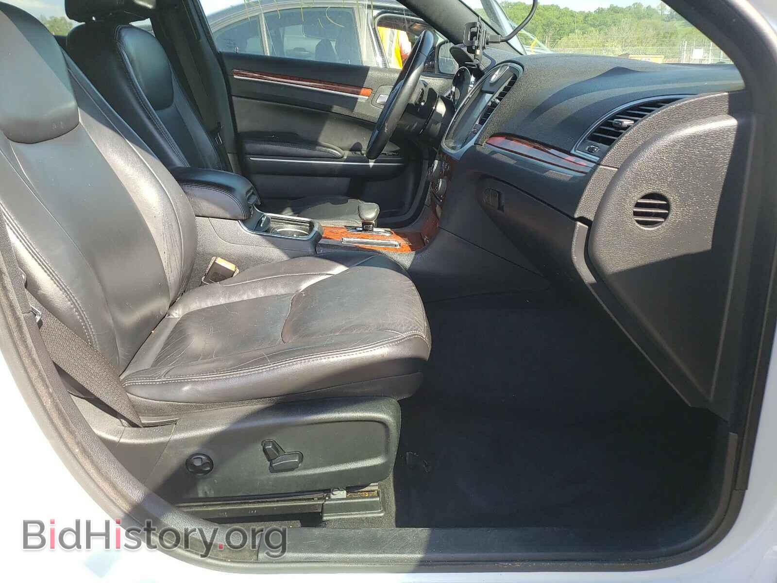 2012 CHRYSLER 300 - VIN: 2C3CCACG7CH310802 - Фото 5