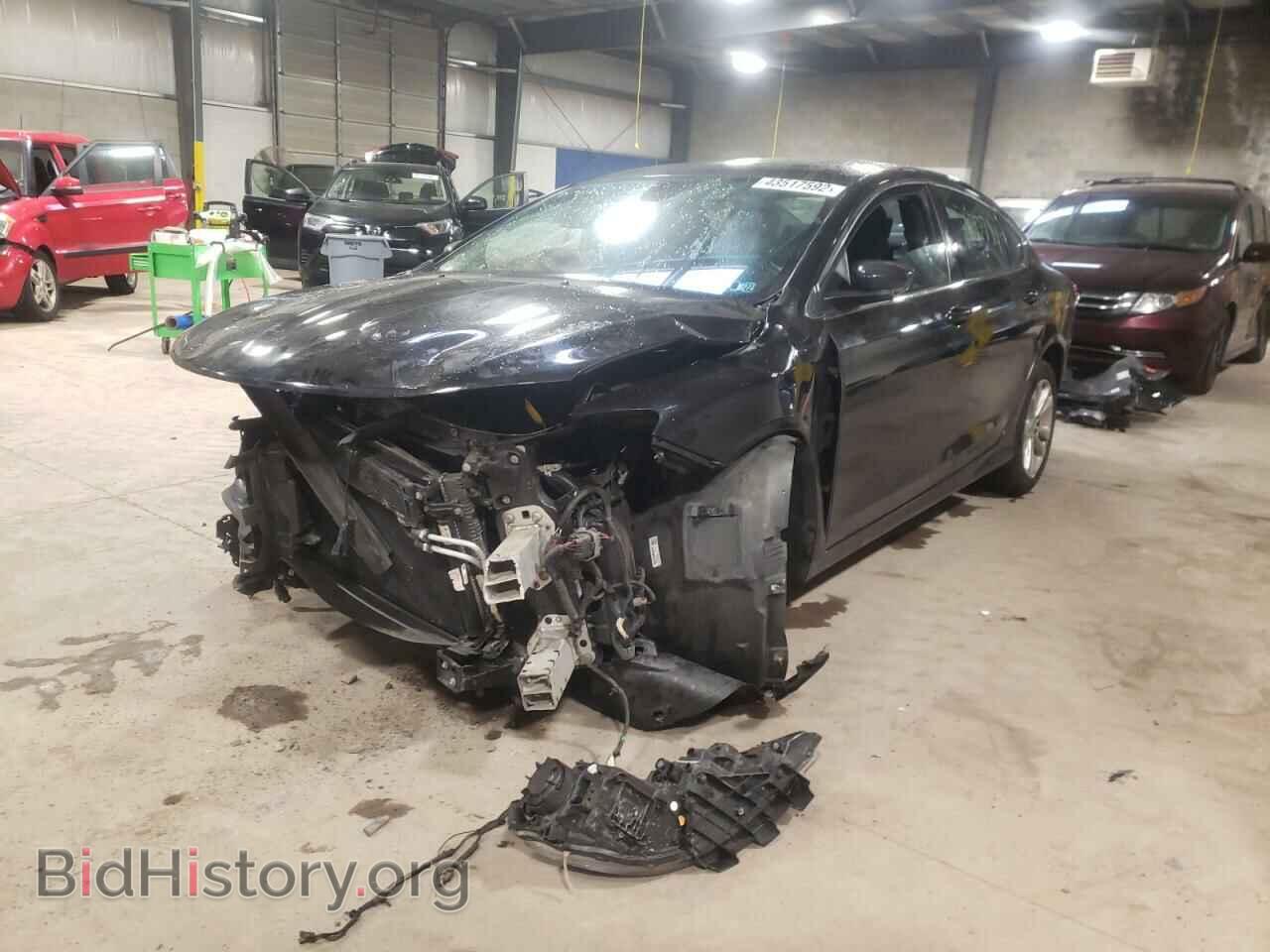 2015 CHRYSLER 200 - VIN: 1C3CCCAB7FN675995 - Фото 2
