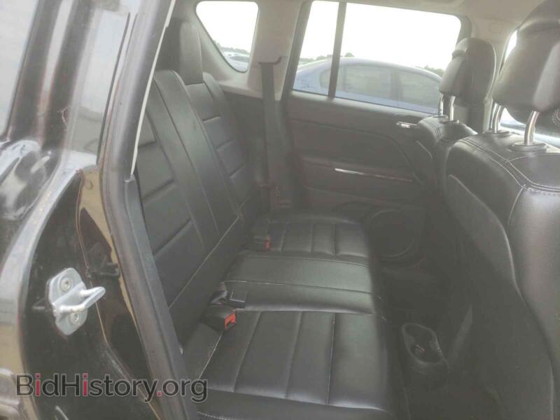 2011 Jeep COMPASS (VIN 1J4NT5FB6BD146900) — photo 6 of 10