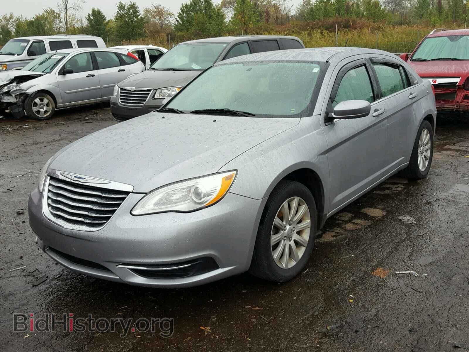 2013 CHRYSLER 200 - VIN: 1C3CCBBB7DN656837 - Фото 2