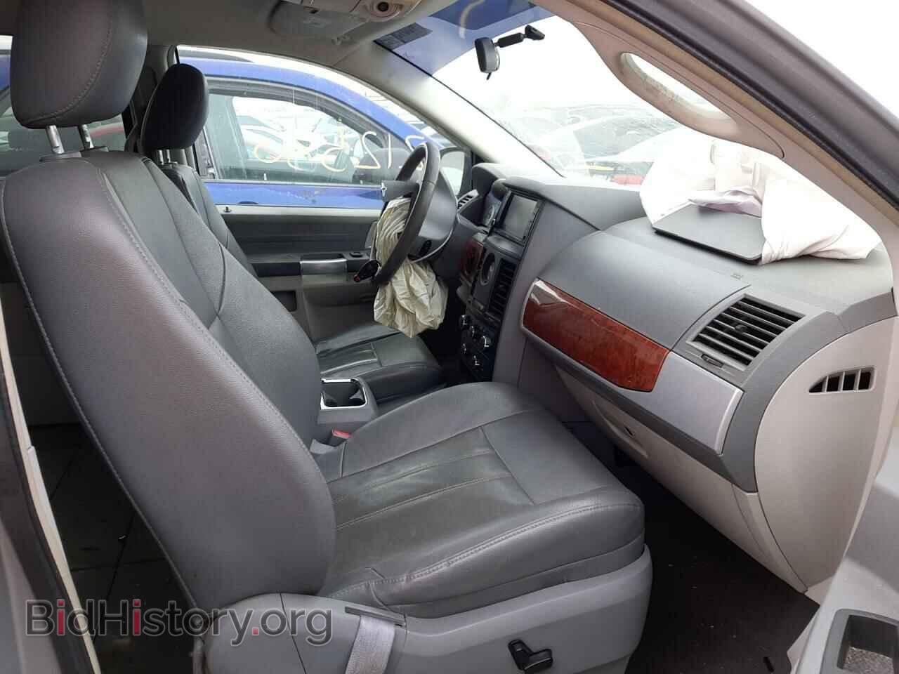 2008 CHRYSLER MINIVAN - VIN: 2A8HR54P48R139782 - Photo 5