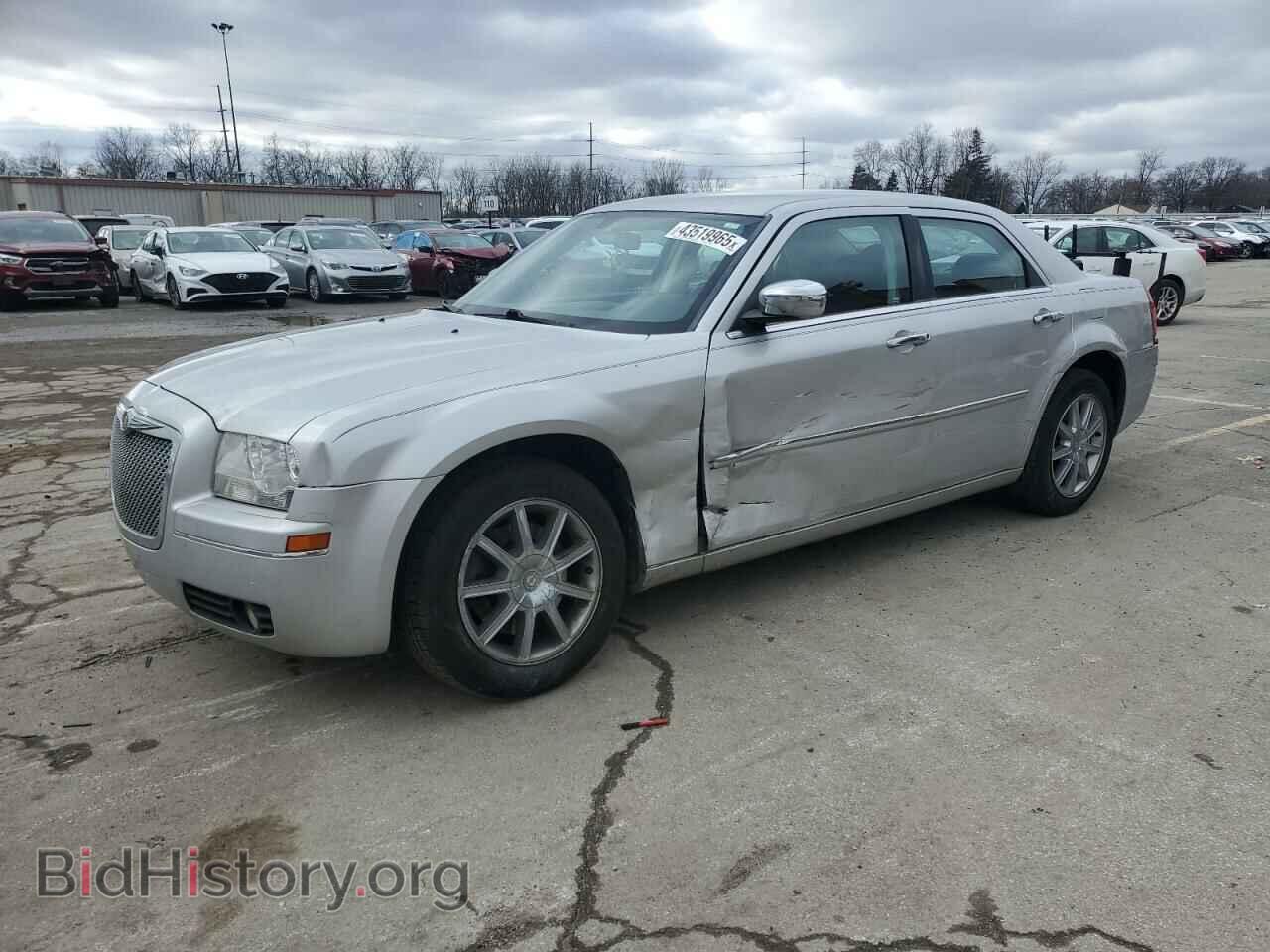 Photo 2C3CK5CV6AH181764 - CHRYSLER 300 2010
