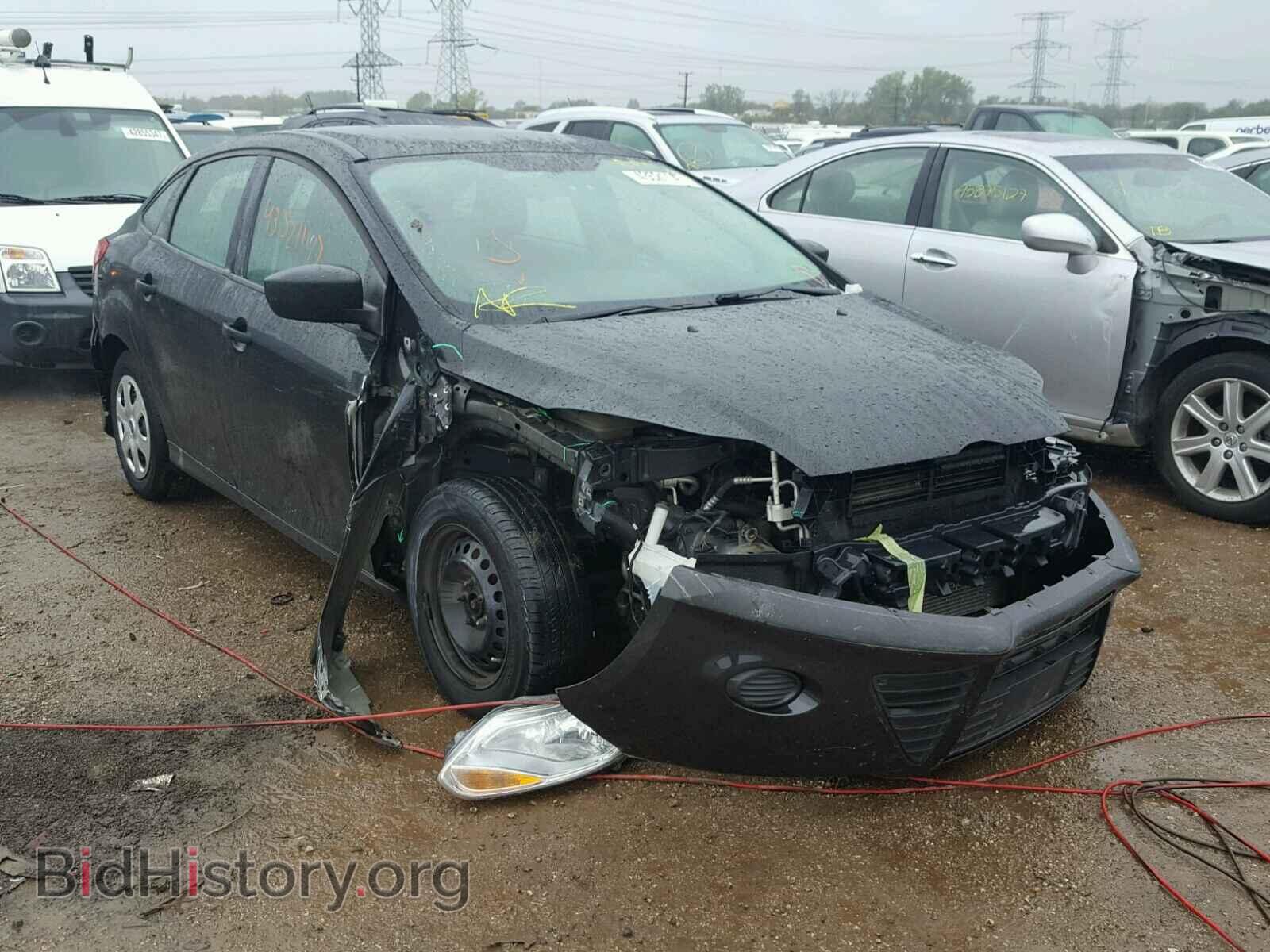 Photo 1FAHP3E22CL323341 - FORD FOCUS 2012