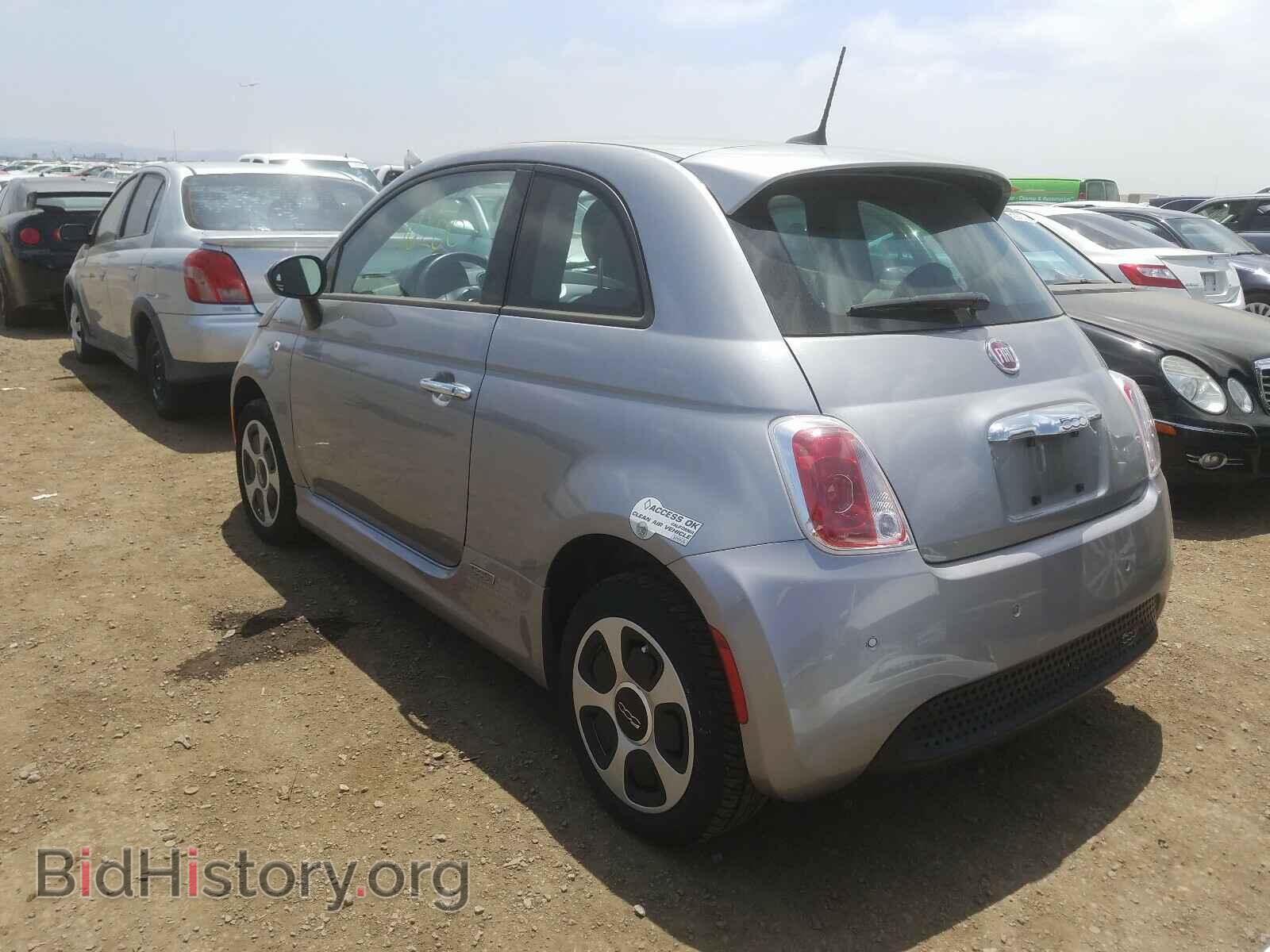 2017 FIAT 500 - VIN: 3C3CFFGE2HT697755 - Фото 3