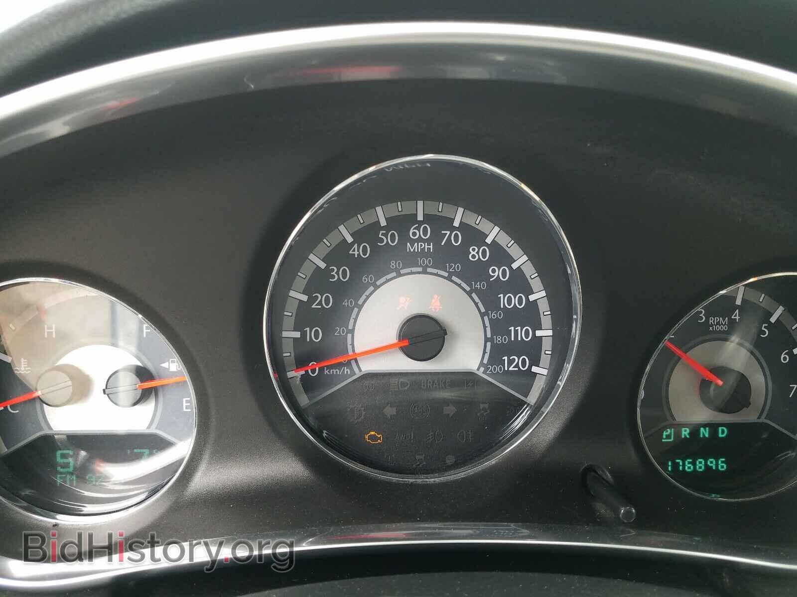 2011 CHRYSLER 200 - VIN: 1C3BC2FG9BN604222 - Фото 8