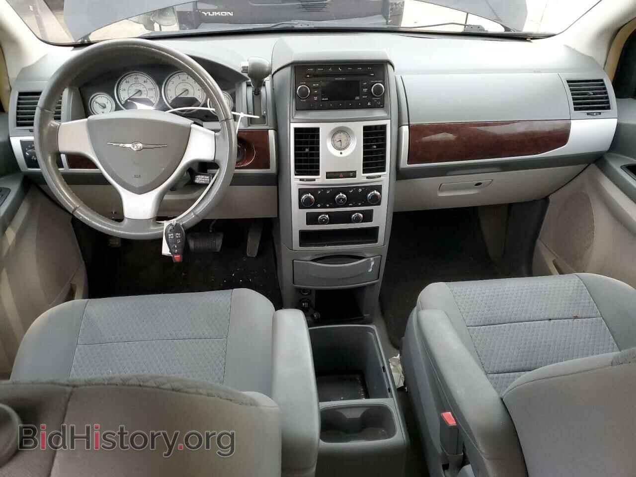2010 CHRYSLER MINIVAN - VIN: 2A4RR5D11AR253133 - Фото 8