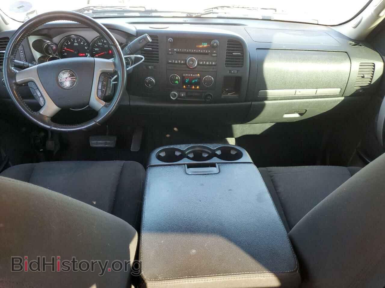 2011 GMC SIERRA - VIN: 1GTR2VE39BZ124798 - Фото 8