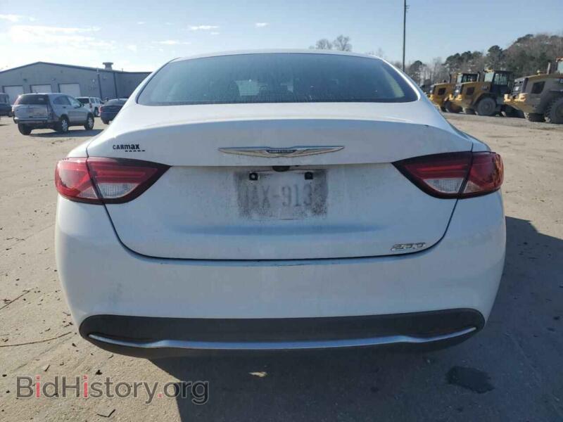 2016 Chrysler 200 (VIN 1C3CCCAB9GN124100) — photo 6 of 12