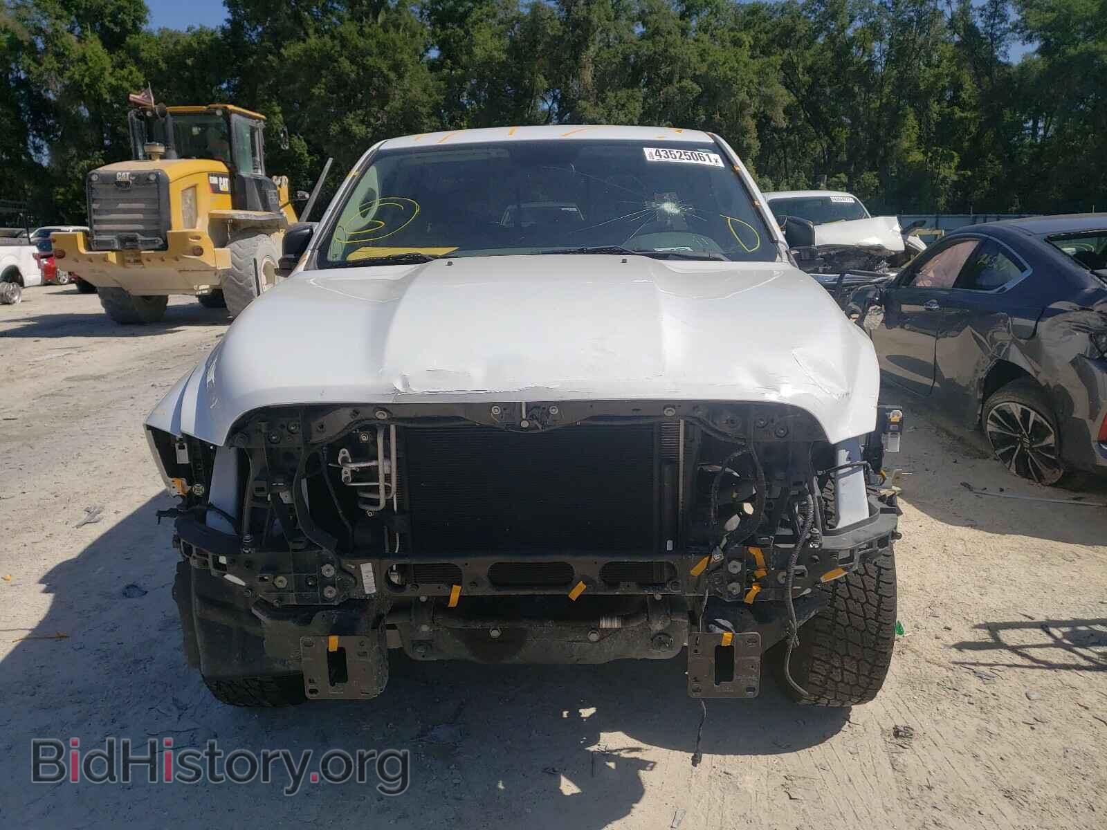 2017 RAM 1500 - VIN: 1C6RR6GG3HS786175 - Фото 9