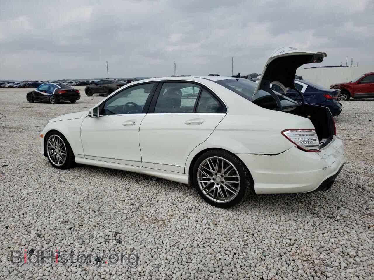 2012 MERCEDES-BENZ C-CLASS - VIN: WDDGF8BB9CR237828 - Фото 2