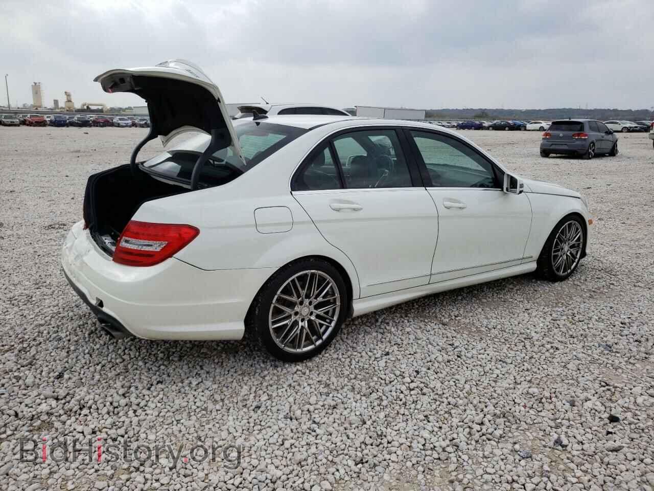 2012 MERCEDES-BENZ C-CLASS - VIN: WDDGF8BB9CR237828 - Фото 3
