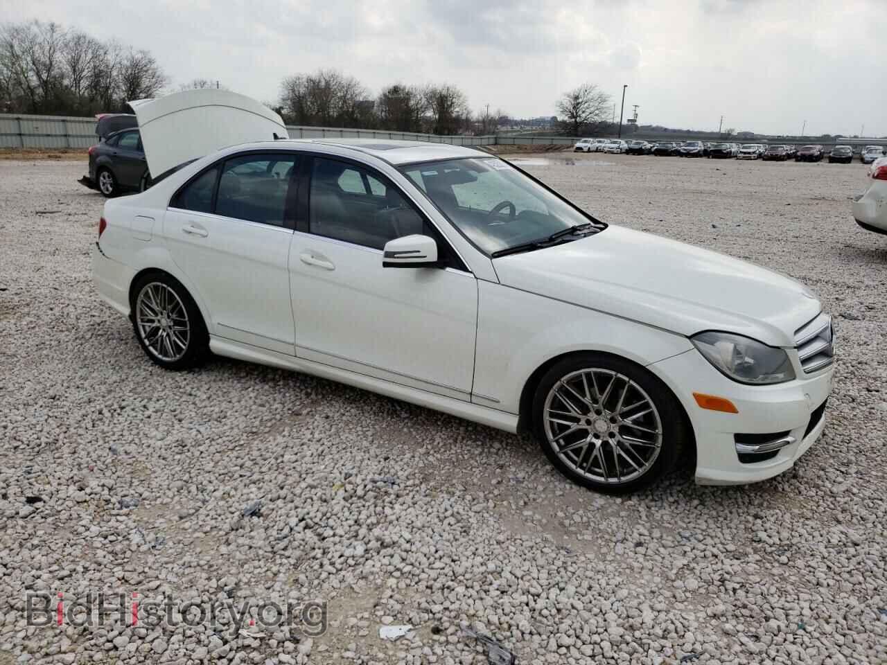 2012 MERCEDES-BENZ C-CLASS - VIN: WDDGF8BB9CR237828 - Фото 4