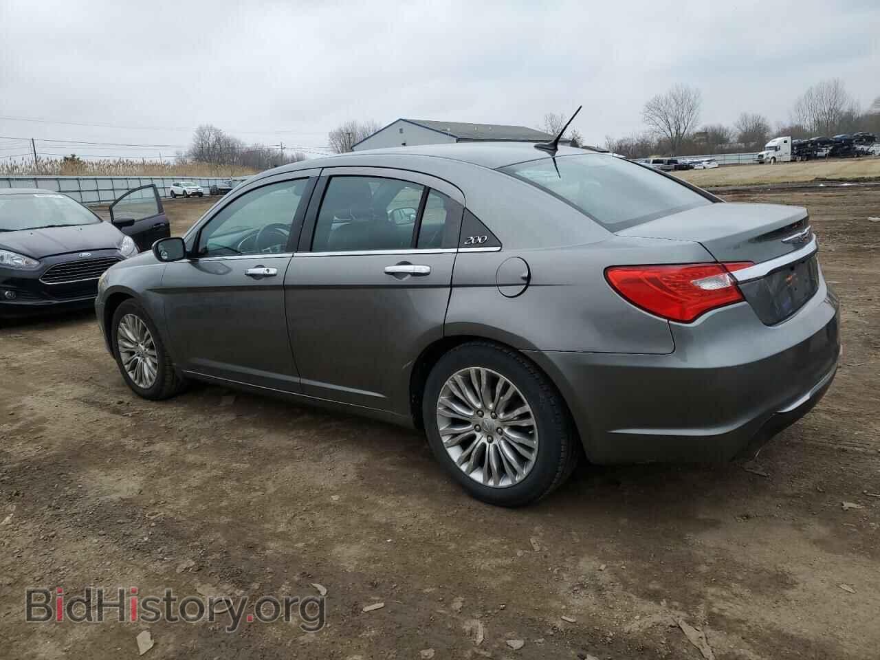 2013 CHRYSLER 200 - VIN: 1C3CCBCG9DN629455 - Фото 2