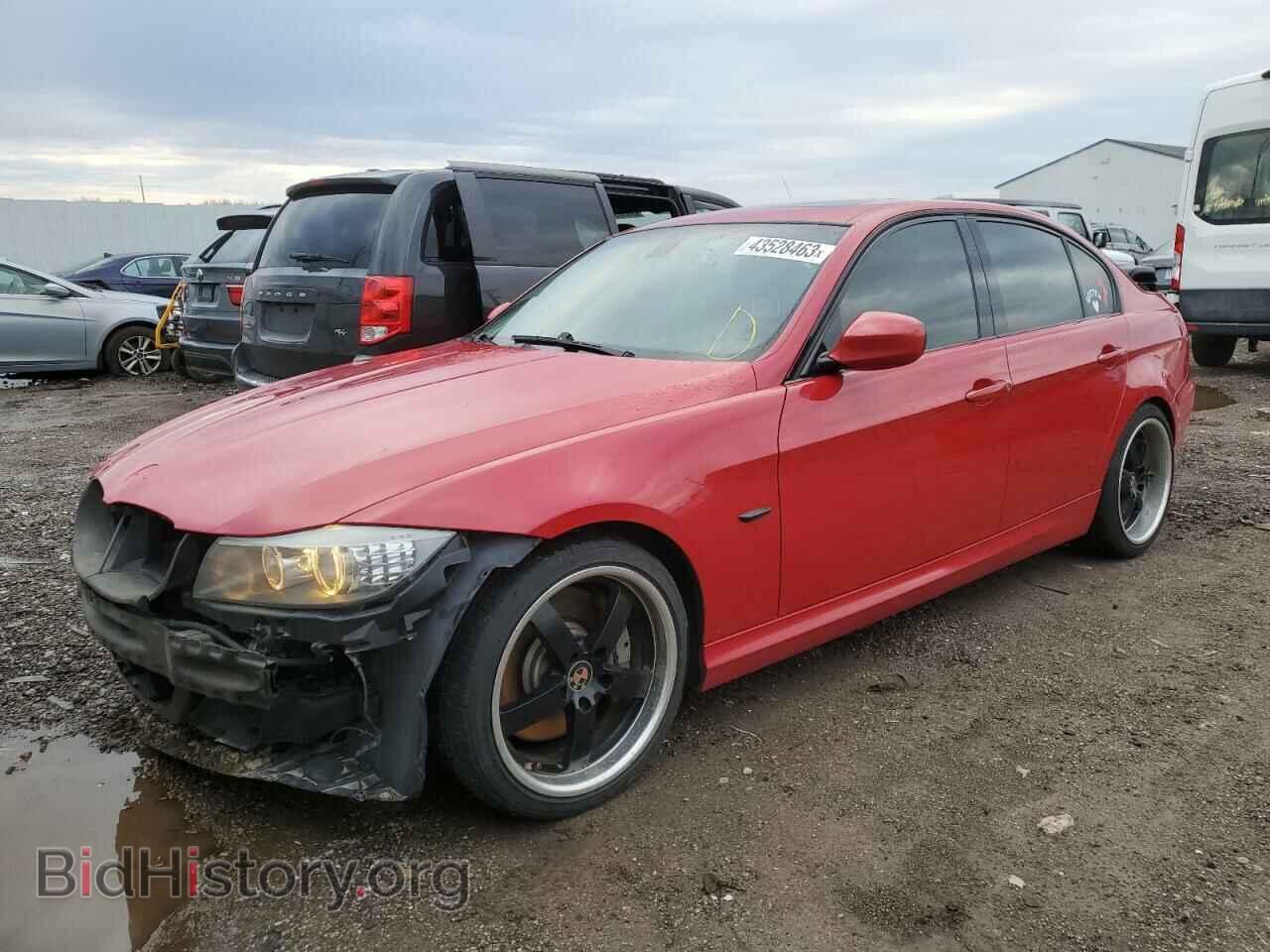 Фотография WBAPM73569A366746 - BMW 3 SERIES 2009