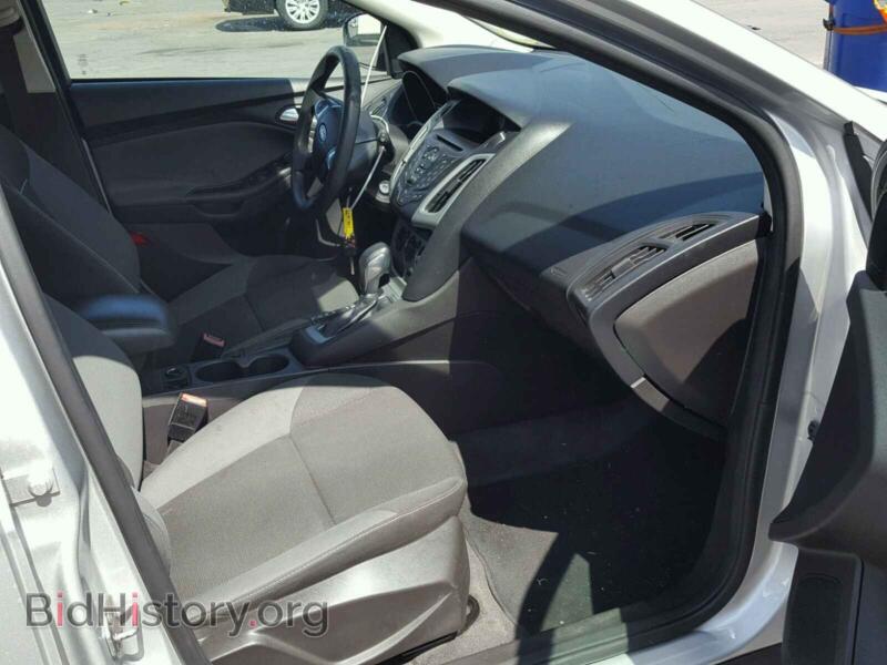 2012 Ford FOCUS (VIN 1FAHP3K28CL271721) — photo 5 of 10