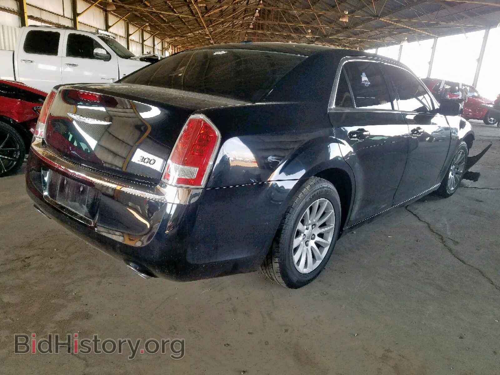2012 CHRYSLER 300 - VIN: 2C3CCAAG3CH245661 - Фото 4