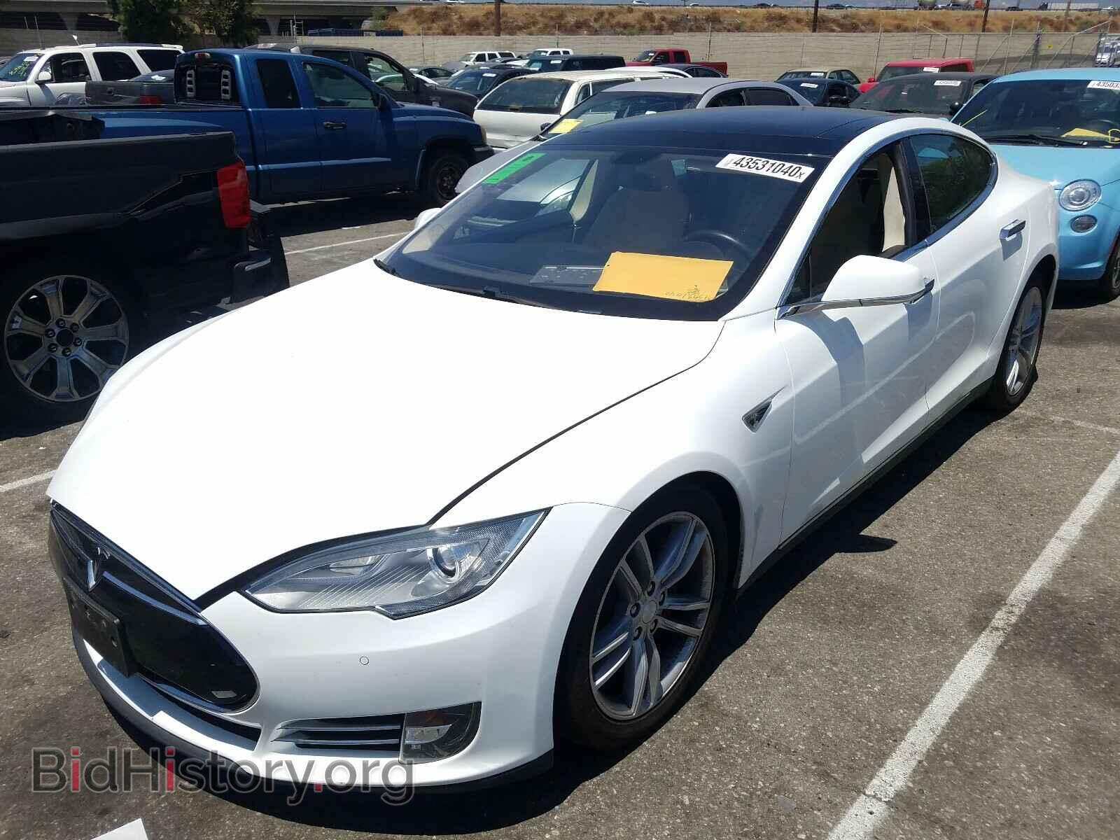 2014 TESLA MODEL S - VIN: 5YJSA1H16EFP35700 - Фото 2